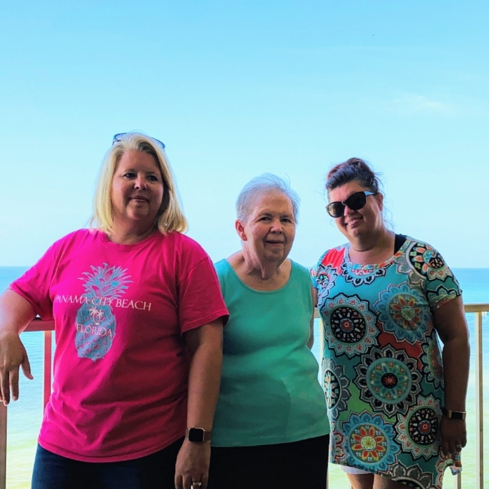 Meet your Posher, Bettie